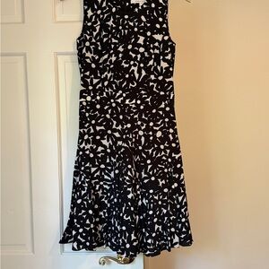 Diane Von Furstenberg Black and White Fit and Flare Midi Dress